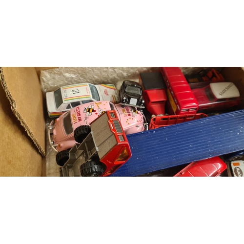 136 - Good Box of Diecast Toy Cars including Corgi, Dinky, Matchbox etc