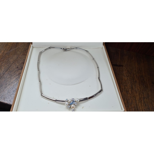 8 - Heavy Boxed Sterling Silver Necklace in Presentation Box Weight:  40g