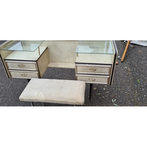 580 - 1950s Mid Century Umberto Mascagni Dressing Table with a Stool