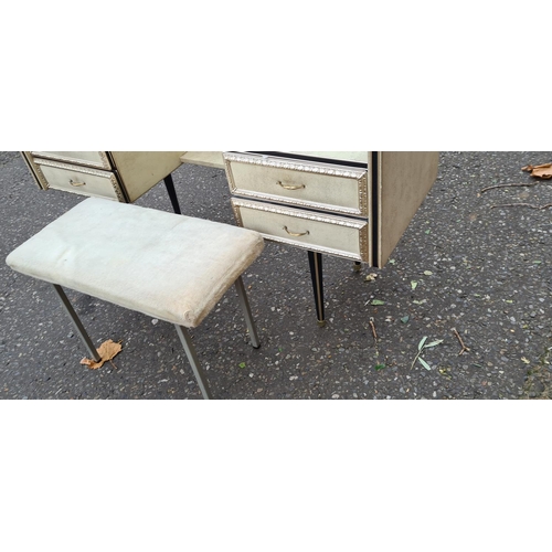 580 - 1950s Mid Century Umberto Mascagni Dressing Table with a Stool