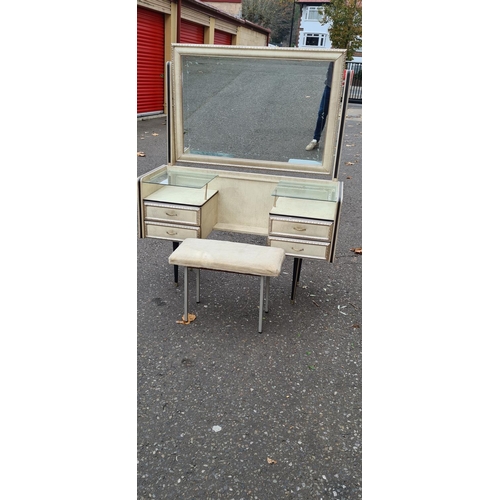 580 - 1950s Mid Century Umberto Mascagni Dressing Table with a Stool