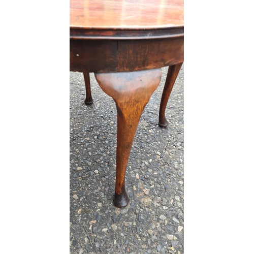 582 - 1930s Oak Coffee Table on Cabriole Legs