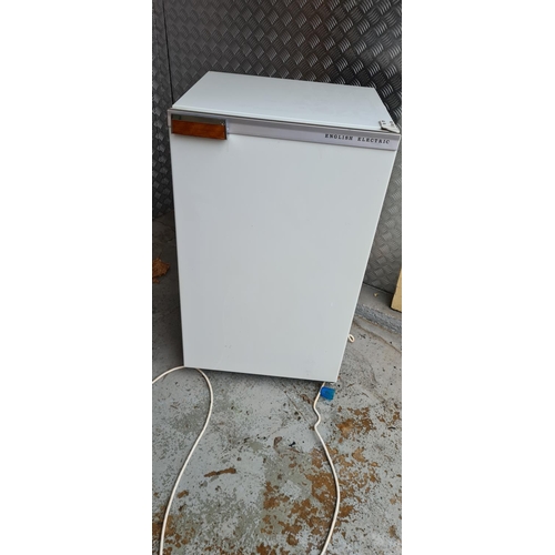 583 - 1950s British Electric Fridge in Very Good Condition with Freezer Compartment