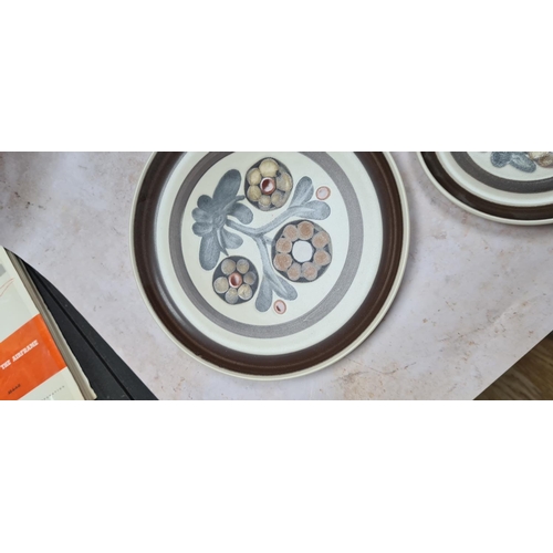 255 - 3 1960s Palissy Plates and 3 Langley Plates