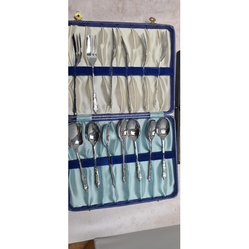 114 - 2 Vintage Boxed Cutlery Sets