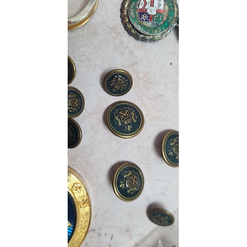 119 - Collection of Masonic Medals and Buttons