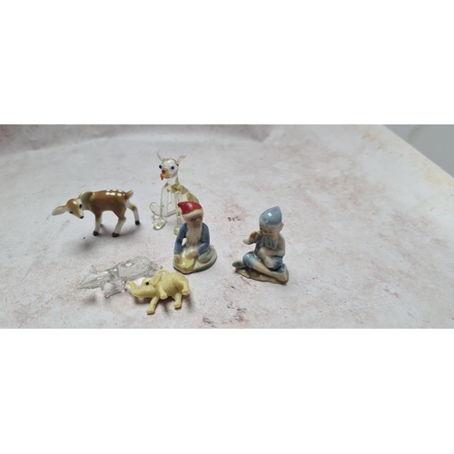 138 - Assorted Miniature Collectables including Glass Dog