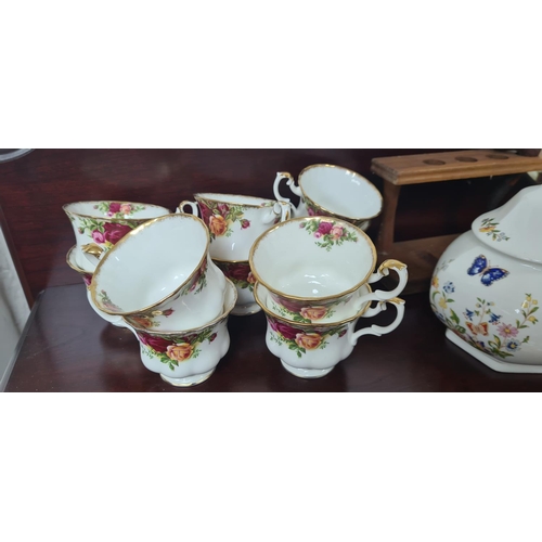 151 - 59 Piece Royal Albert Old Country Rose Dinner Set