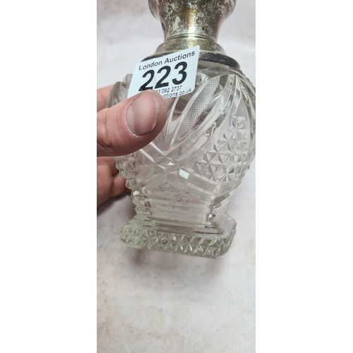 223 - Antique Silver Top Crystal Perfume Atomiser