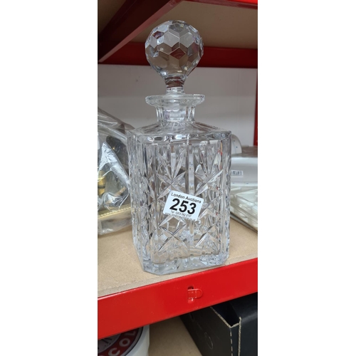 253 - Good Quality Crystal Decanter