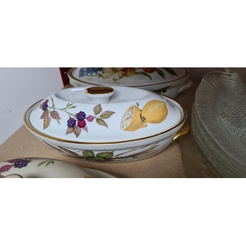 282 - Royal Worcester Evesham Tureens x2 and a Cheese Dish