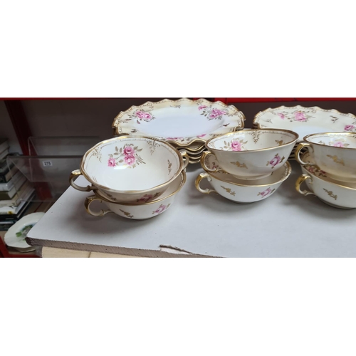 303 - Royal Crown Derby Pinxton Rose 44 piece Dinner Set