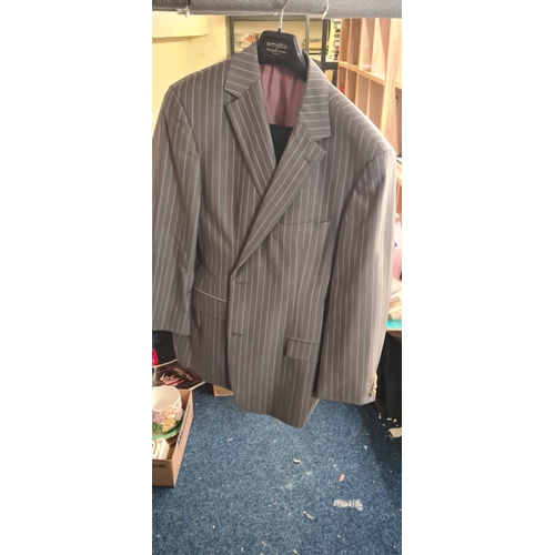 603 - Mens Hugo Boss Double Breasted Jacket Size 56c