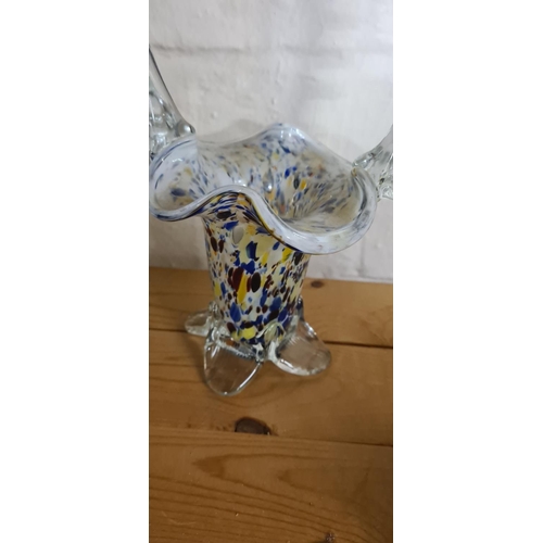 1008 - Vintage Murano Glass Basket