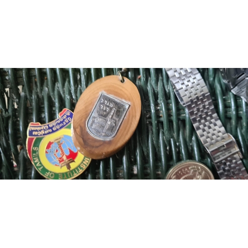 263 - Mixed Lot Containing Old Badges, old £2 coin, silver ring, silver keyring, Citizen Watch Working, a ... 