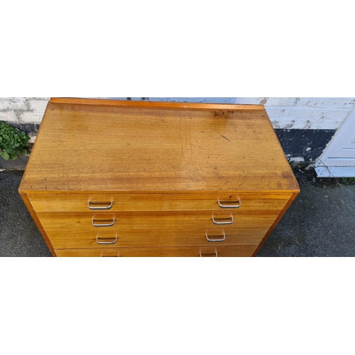 863 - Mid Century 4 Drawer Teak Chest of Drawers