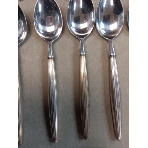 169a - Canteen of Contempra House Sterling Silver Handled Cutlery