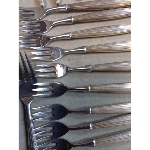 169a - Canteen of Contempra House Sterling Silver Handled Cutlery