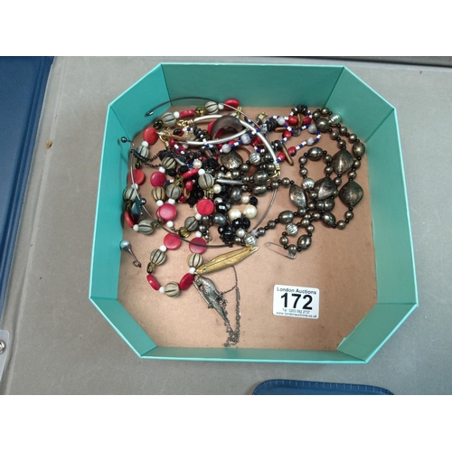 172 - Box of Assorted Jewellery