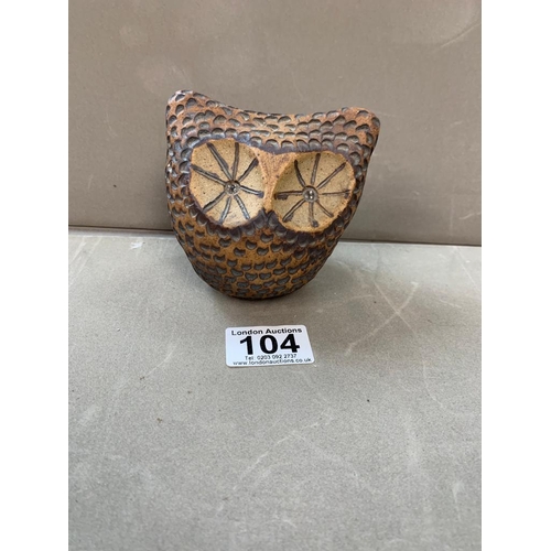 104 - Vintage Studio Pottery Owl