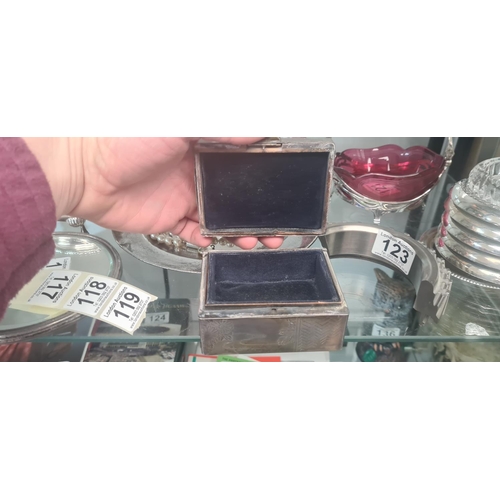 112 - .950 Silver Box Weight-182.8g