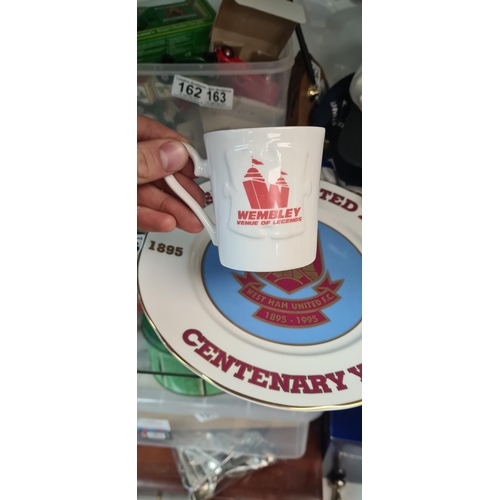 158a - Wembley Stadium Mug and West ham United Collectors Plate