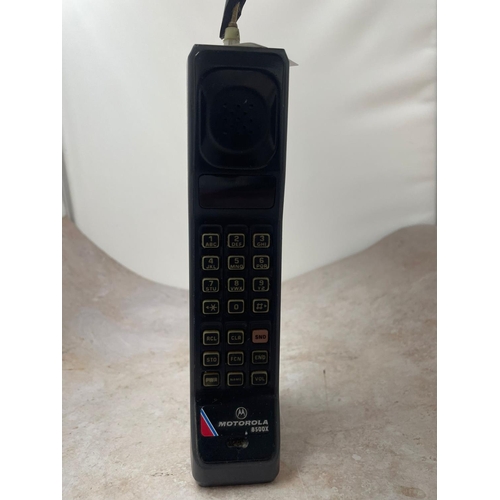 164 - Vintage Motorola 8500X Mobile Phone