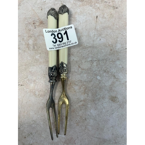 391 - Pair of old Pickle Forks