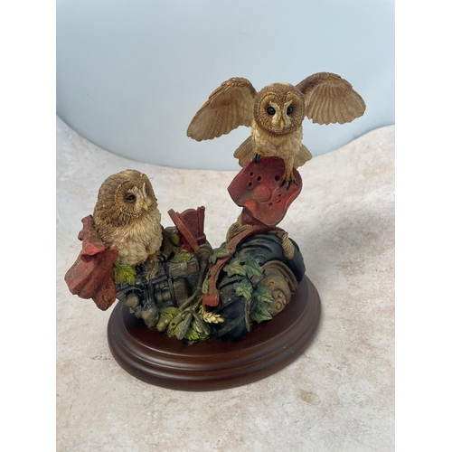 431 - 2 Owl Figurines