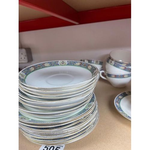 447 - 35 Piece 1930s China Tea Set