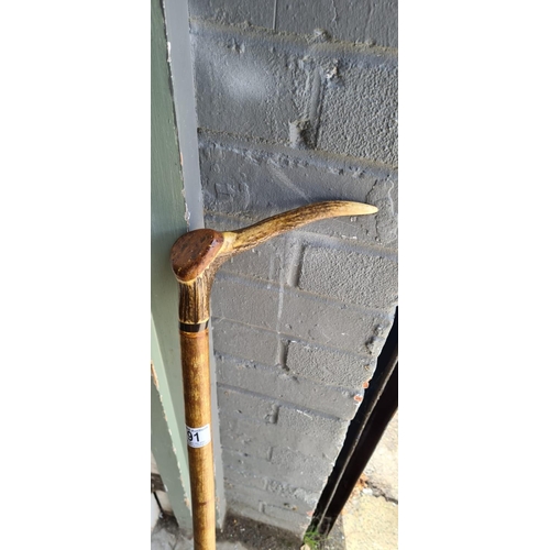 91 - Deer Antler Shooting Stick