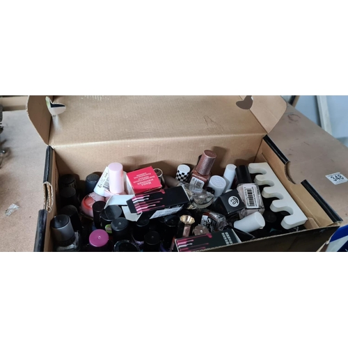 470 - Good Lot of Cosmetics