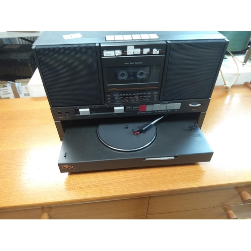 33 - Panasonic J550L Rare Boombox with Turntable