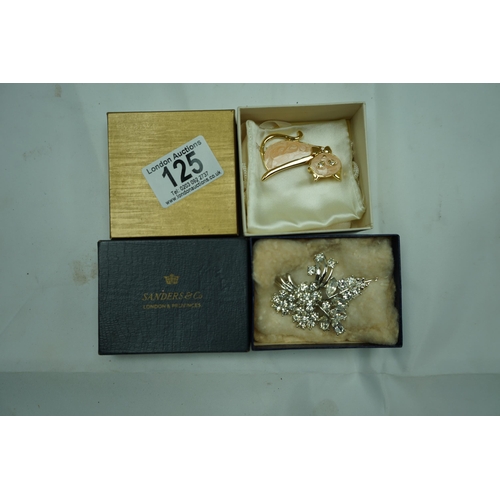 125 - 2 Vintage Boxed Brooches