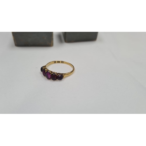 36 - 18ct Gold and Amethyst Ring 3.4g