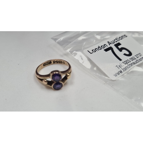 75 - 9ct Gold Sapphire Ring 3.1g Size L