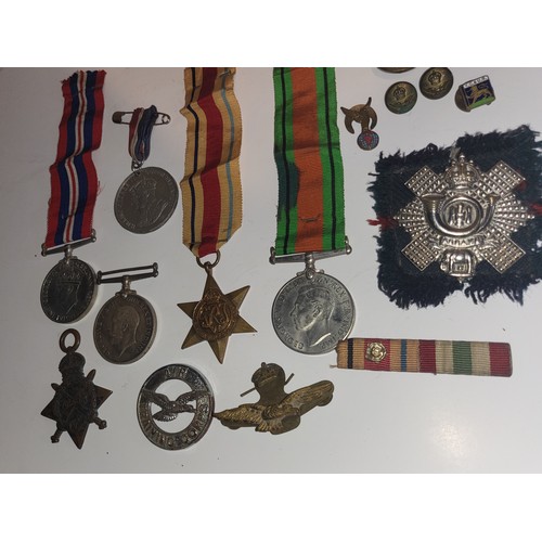 13 - A good selection of World War 1 medals etc