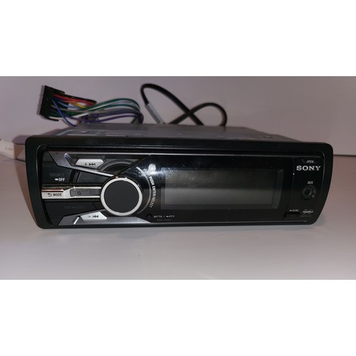 256 - Sony Car Stereo audio unit - DSXS100