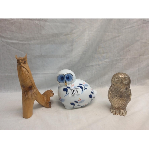 104 - 3 Owl Figurines