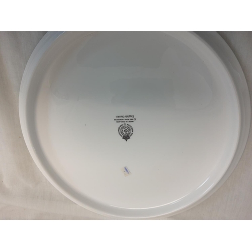 90 - Boxed Royal Worcester English Garden Cake Plate