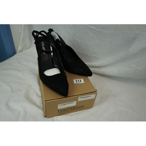 214 - New Pair of Boohoo Heels Size 8