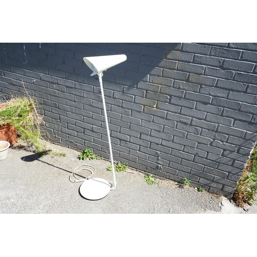 232 - Unusual Designer Modern Free Standing Lamp