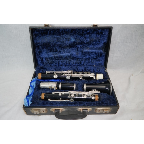 48 - Vintage Yamaha YCL 24 Clarinet in Carry Case