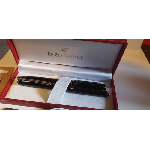 7 - A Good selection of Pens including brand new and vintage, Parker, Enzo Varini, 12k G.F Sheaffer etc.
