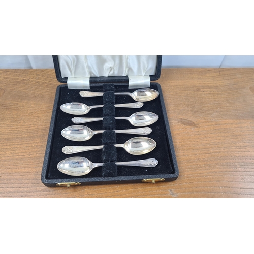 158 - Cased Set of Hallmarked Silver 6 Walker and Hall Teaspoons with Golf Club Decoration Sheffield 1932 ... 