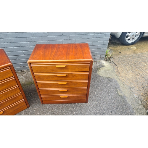 549 - Pair of Vintage Hulsta Danish Chest of Drawers (70cm Wide, 37cm Deep, 80cm Tall)