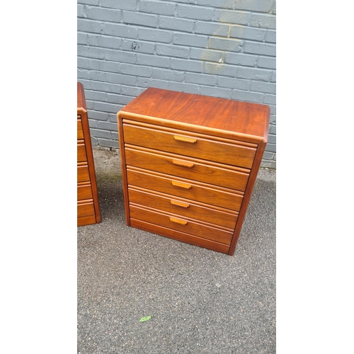 549 - Pair of Vintage Hulsta Danish Chest of Drawers (70cm Wide, 37cm Deep, 80cm Tall)