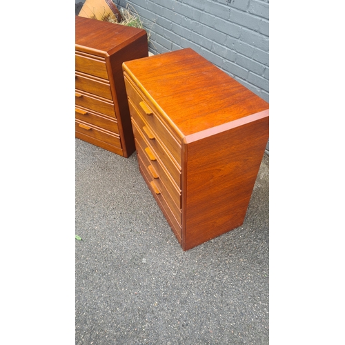 549 - Pair of Vintage Hulsta Danish Chest of Drawers (70cm Wide, 37cm Deep, 80cm Tall)