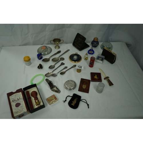 746 - Box of Various Collectables & Curios