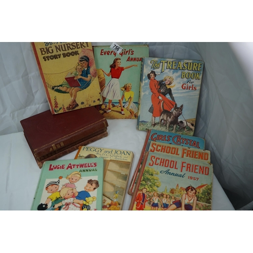 756 - Collection of Assorted Vintage Childrens Annuals etc